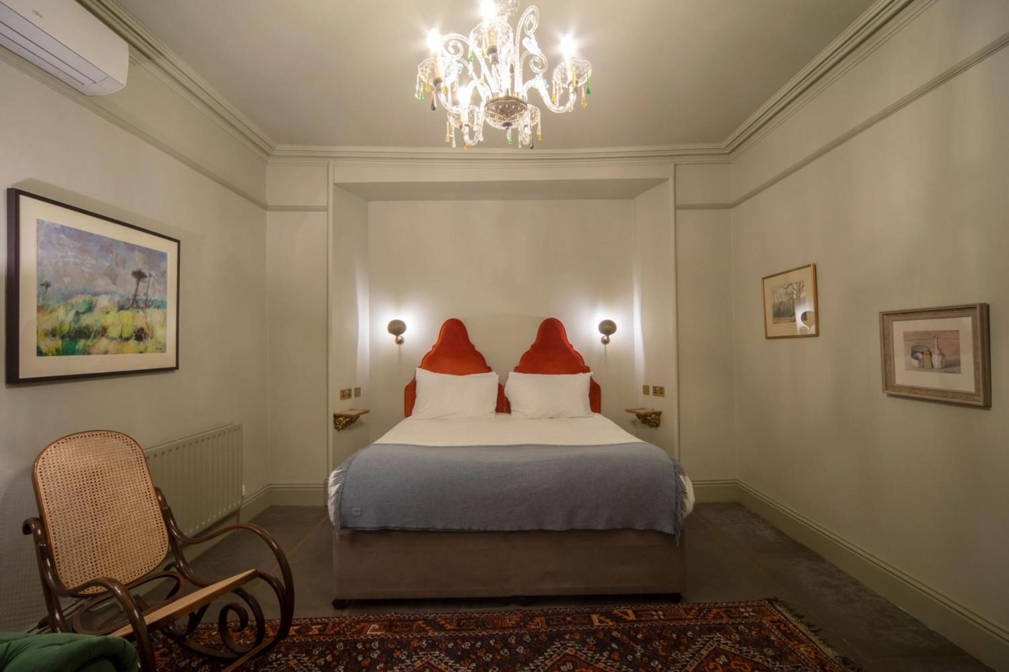 Bed and Breakfast Victorian House Грасмір Номер фото